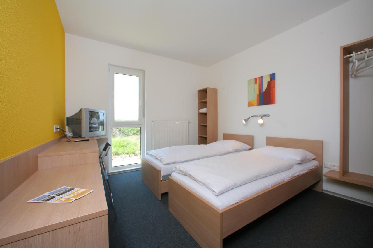 Tour-Motel Wilfersdorf  Camera foto